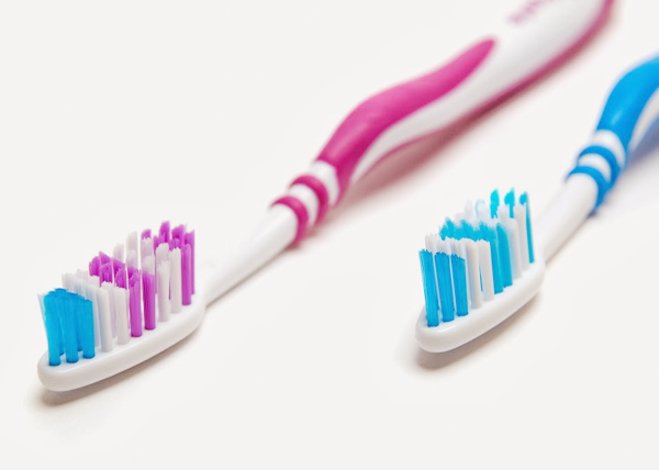 三種「危險NG刷牙法」