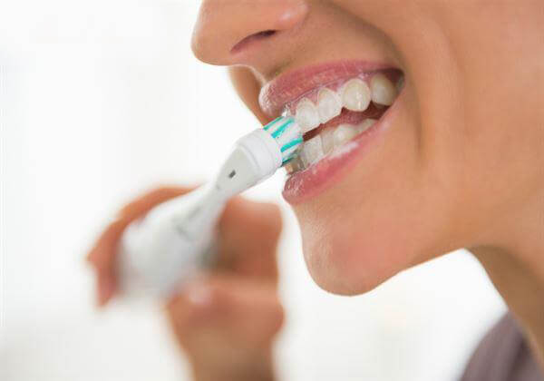 洗牙會讓牙齒敏感？改善敏感性牙齒有撇步